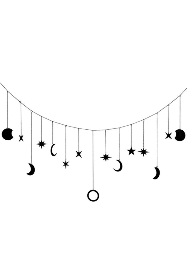 Astral Path, hanging banner från Killstar. Extra lång hängande banner i silver med en blandning av stjärnor och månar. Perfekt för att skapa några seriösa kosmosvibbar till din krypta.