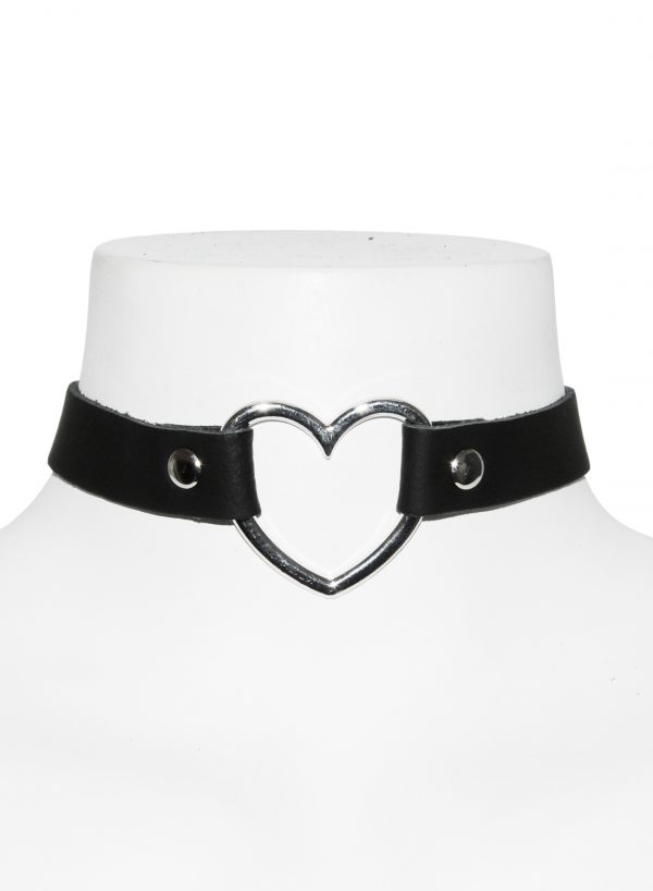 Heart Leather Choker Black är ett snyggt halsband i choker-mode