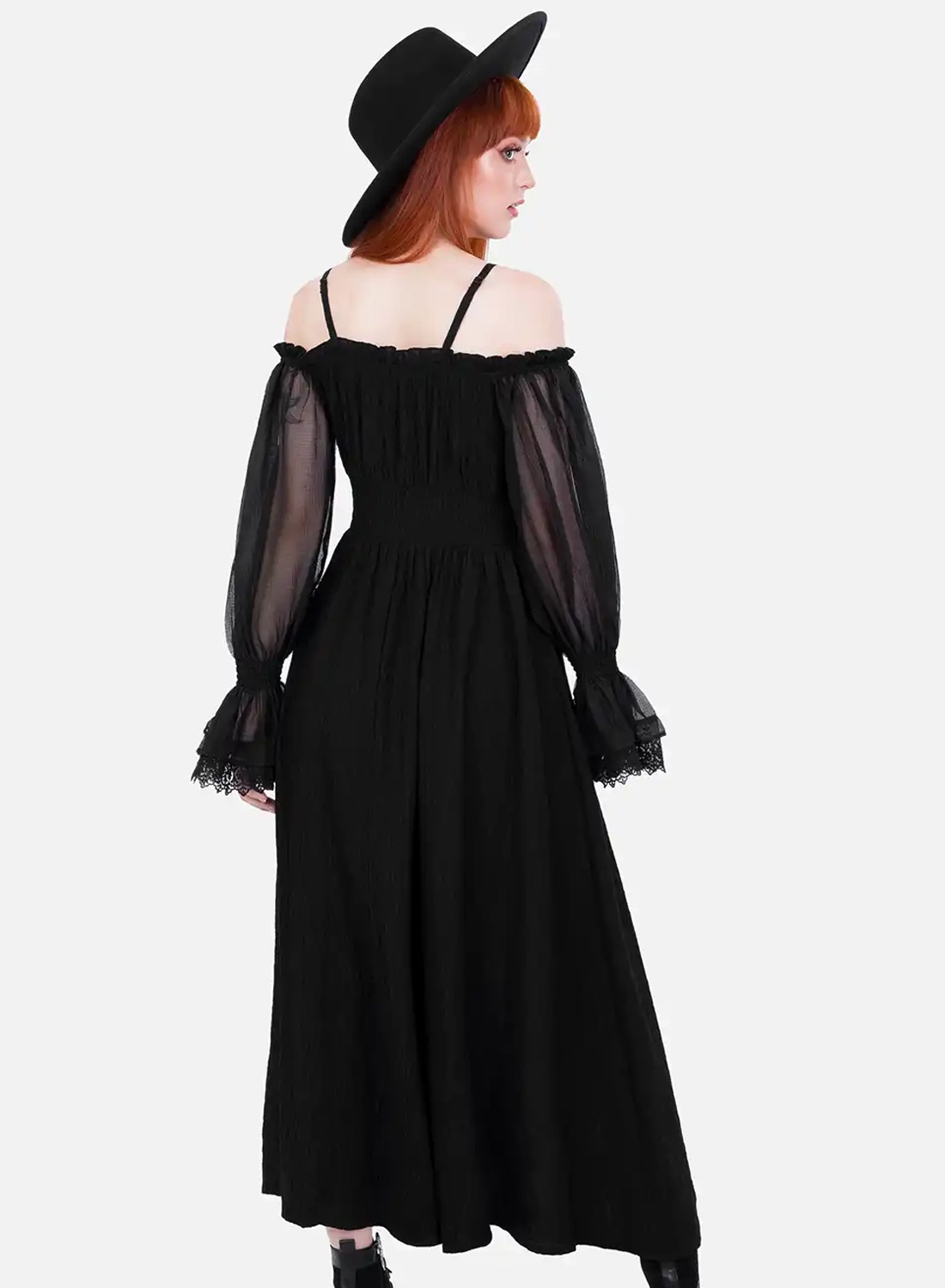 Restyle Night Calling svart gotisk maxiklänning med transparenta poetärmar och spetsdetaljer