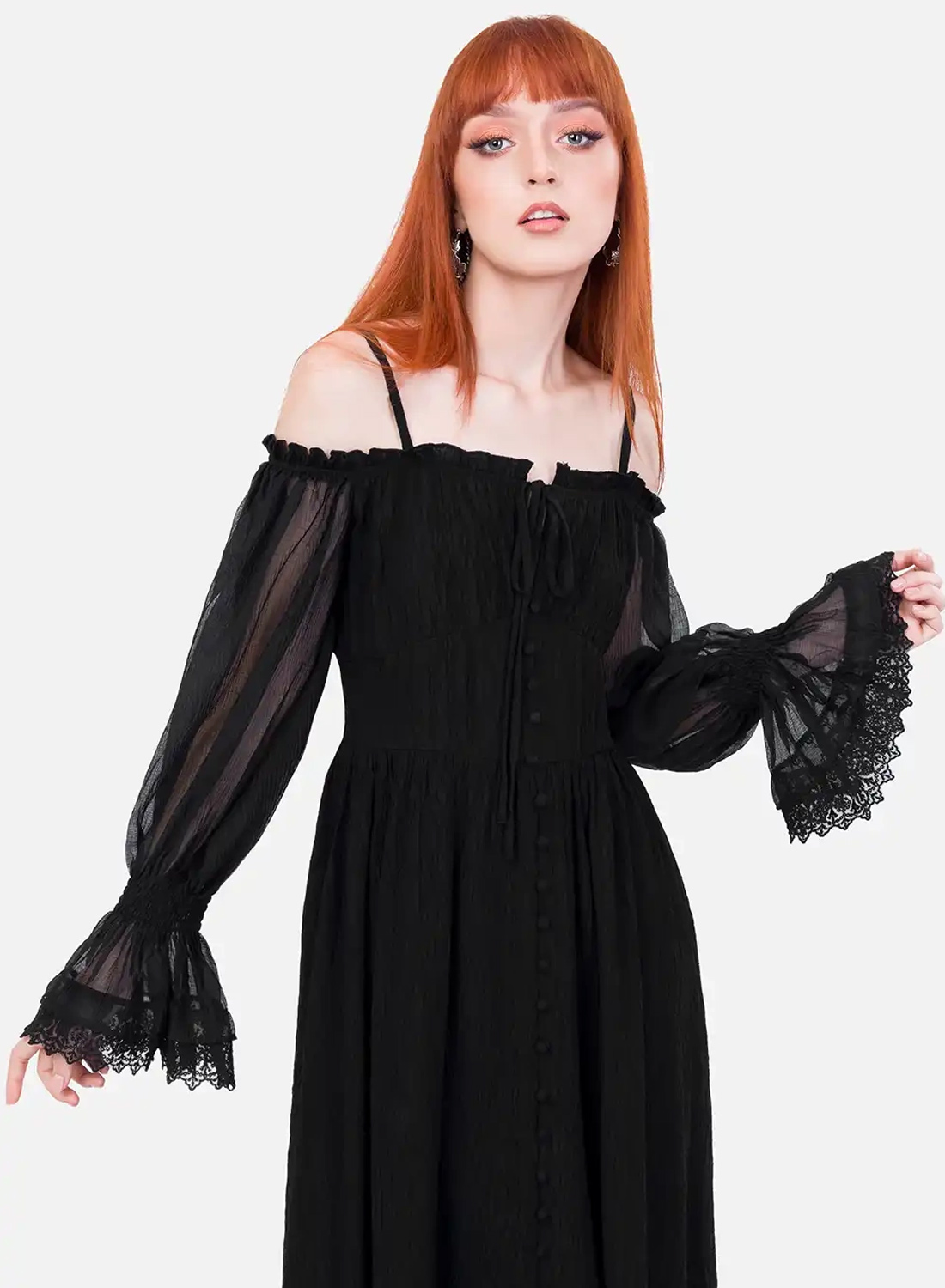 Restyle Night Calling svart gotisk maxiklänning med transparenta poetärmar och spetsdetaljer