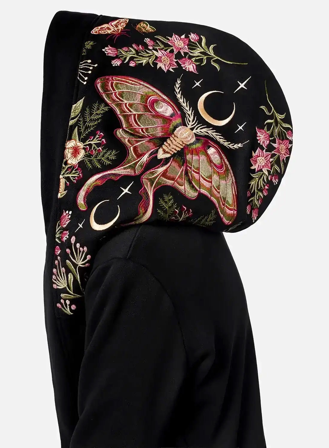 Restyle Wilderwood Hoodie – svart gotisk hoodie med broderad Luna Moth, månar och skogsblommor