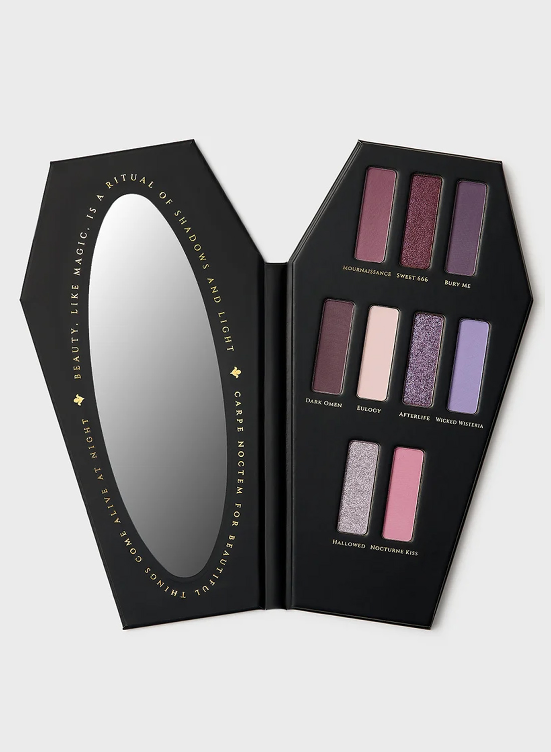 Beyond the Grave Pressed Powder Palette – kistformad ögonskuggspalett med Lila nyanser.