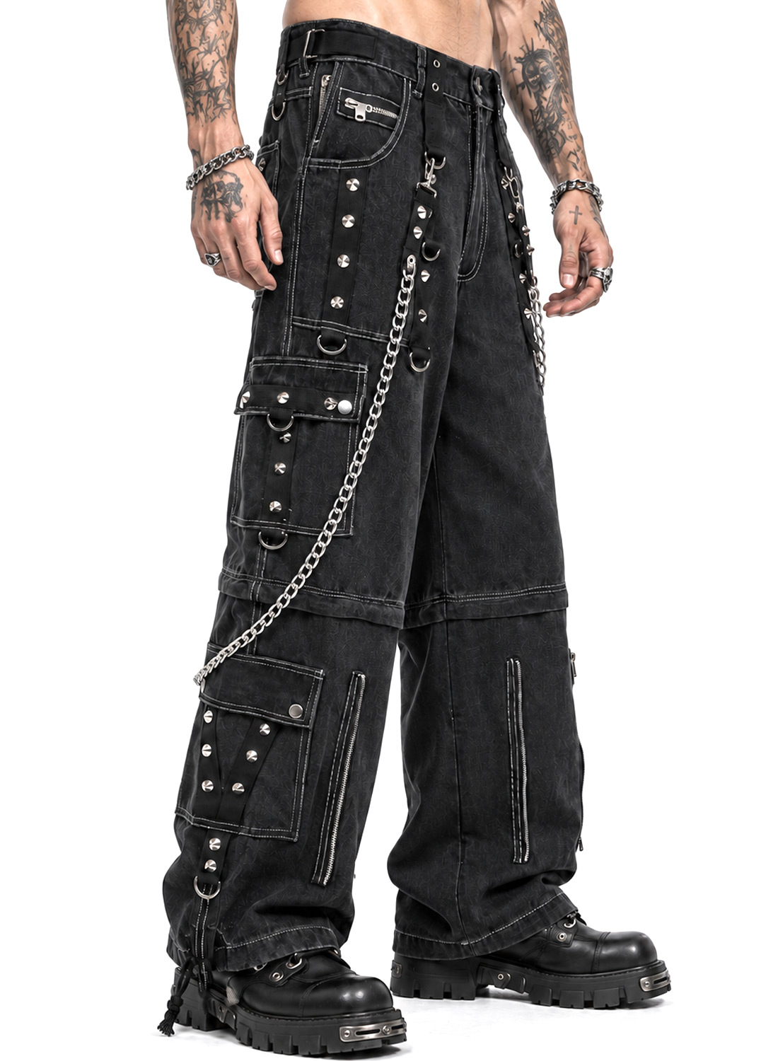 From The Abyss Pants Black – svarta baggy gothic-byxor i denim med metallkedjor, nitar, remmar och avtagbara byxben.
